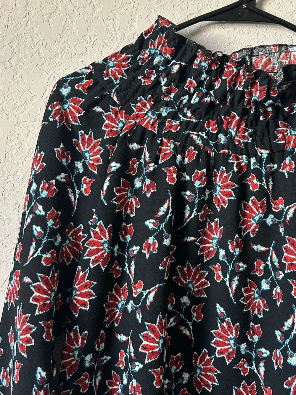 Zara - Picture 3 of 10